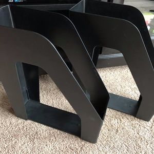 Magazine Holders‎ (2)